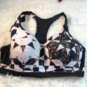 Victoria Secret Sport Bra Size 36DD Good Condition